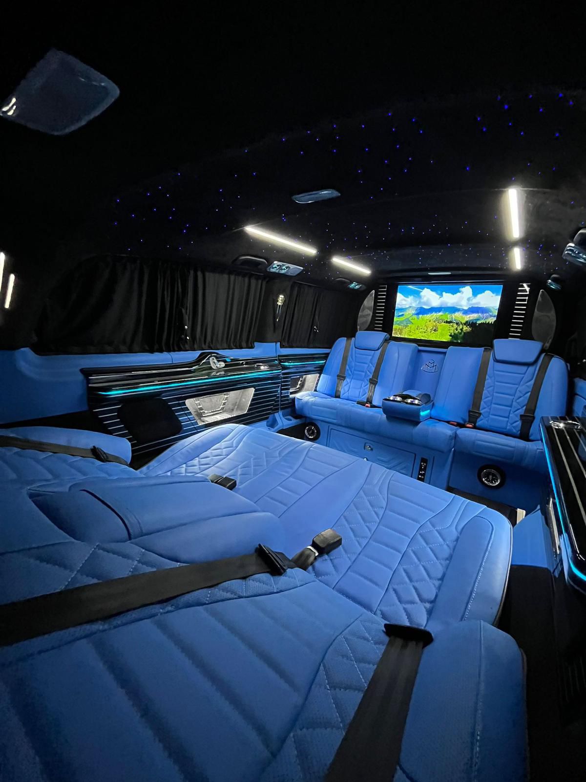 ULTRA LUXUS BLAU MAYBACH